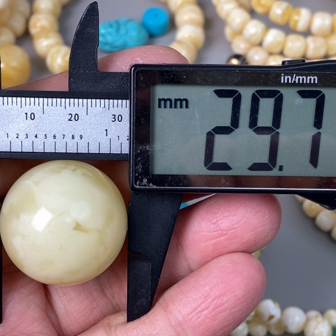 蜜蜡珠宝奇石未镶嵌