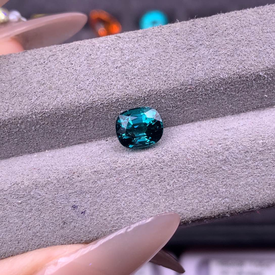 碧玺珠宝半成品未镶嵌1.53ct拉贡碧玺全净无暇