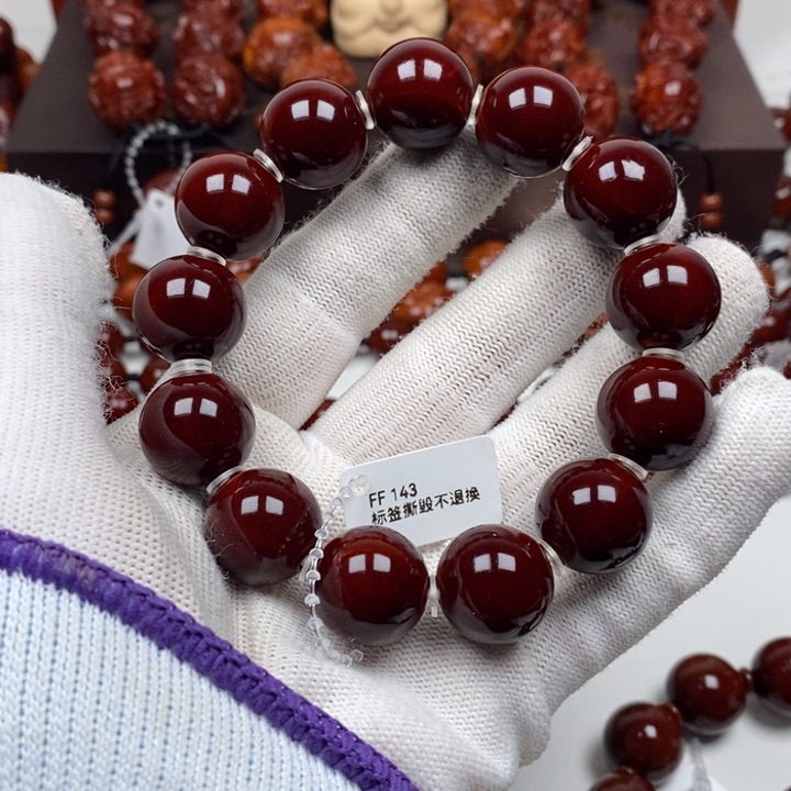 橄榄核吊坠泰****售8888888999