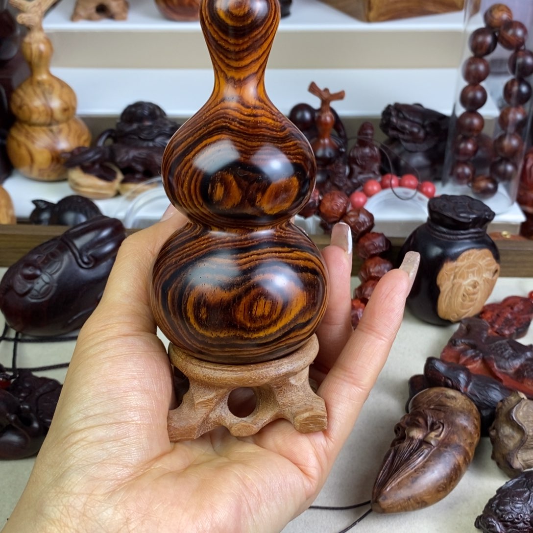 杜****木微凹黄檀葫芦摆件