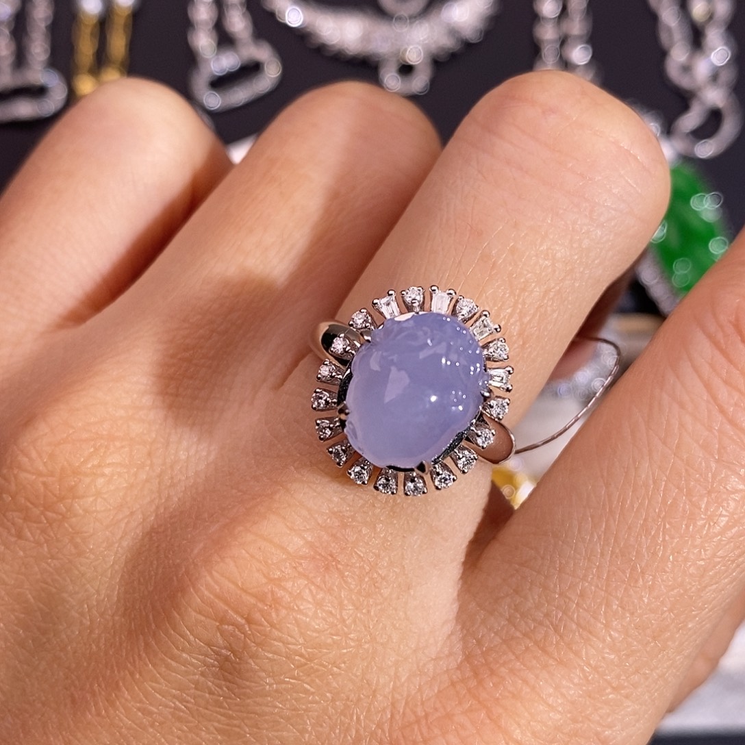 翡翠18K金镶嵌戒指戒指