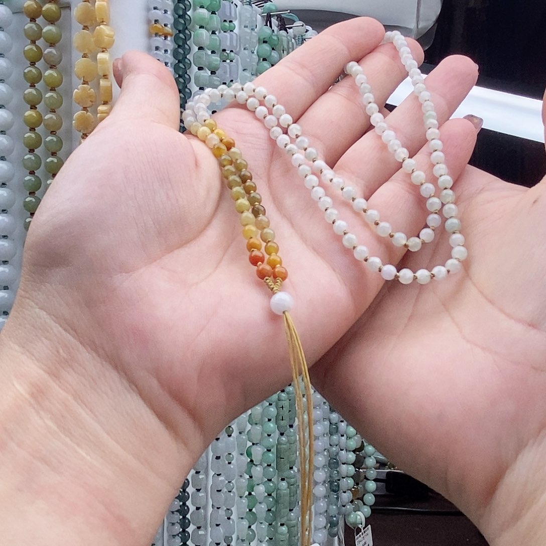 翡翠未镶嵌颈饰H*M翡翠黄翡吊坠挂绳珠链