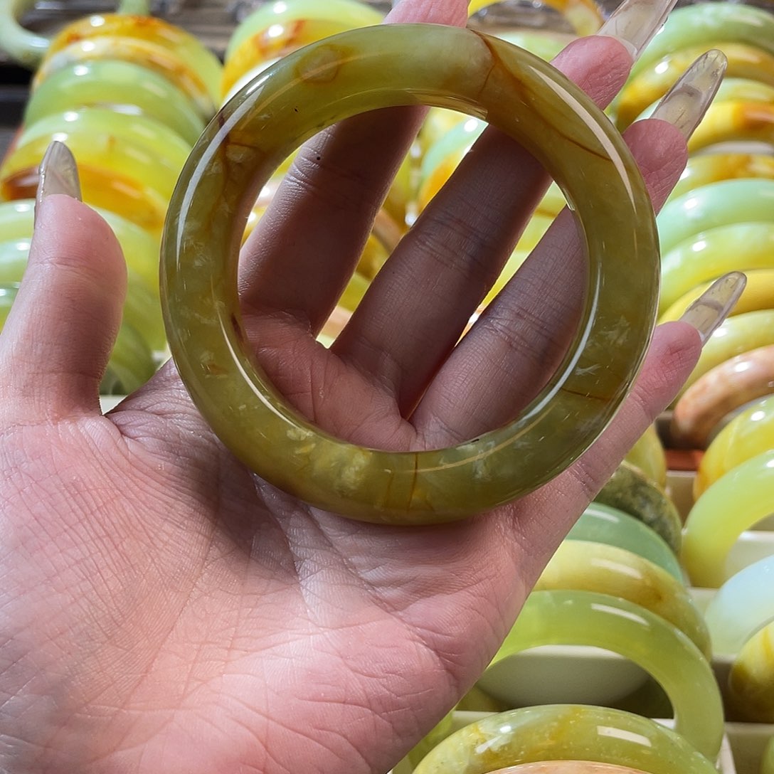 米***乐蛇纹石玉未镶嵌手镯60