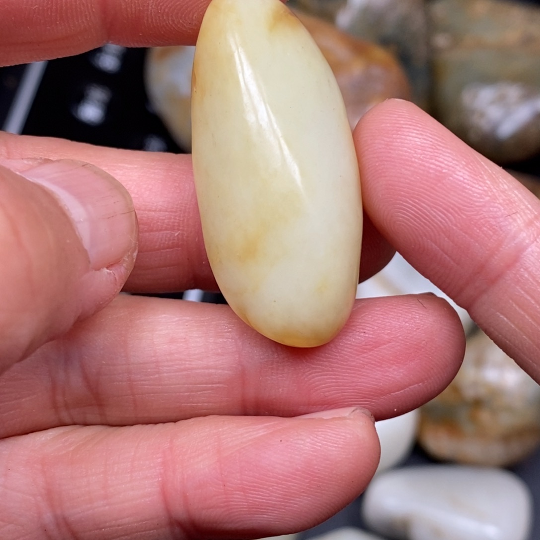 和田玉（糖玉）挂件未镶嵌