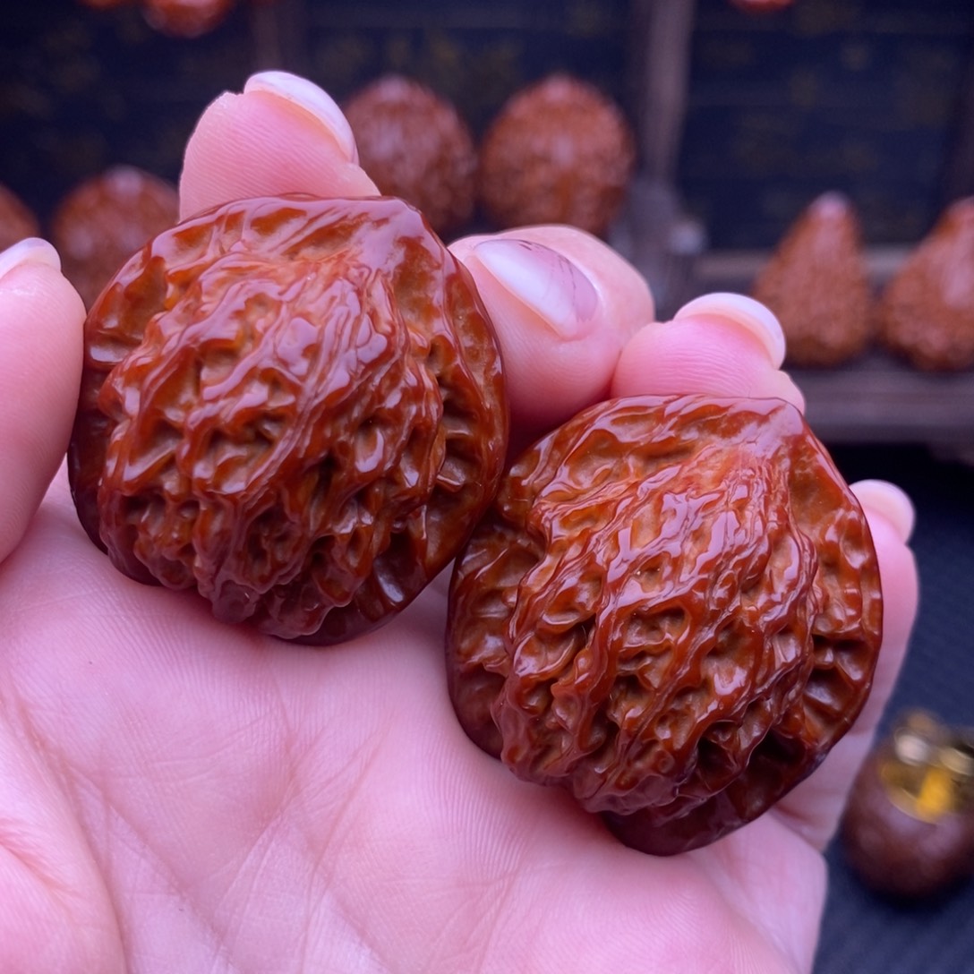 文玩核桃吊坠盘古32尺