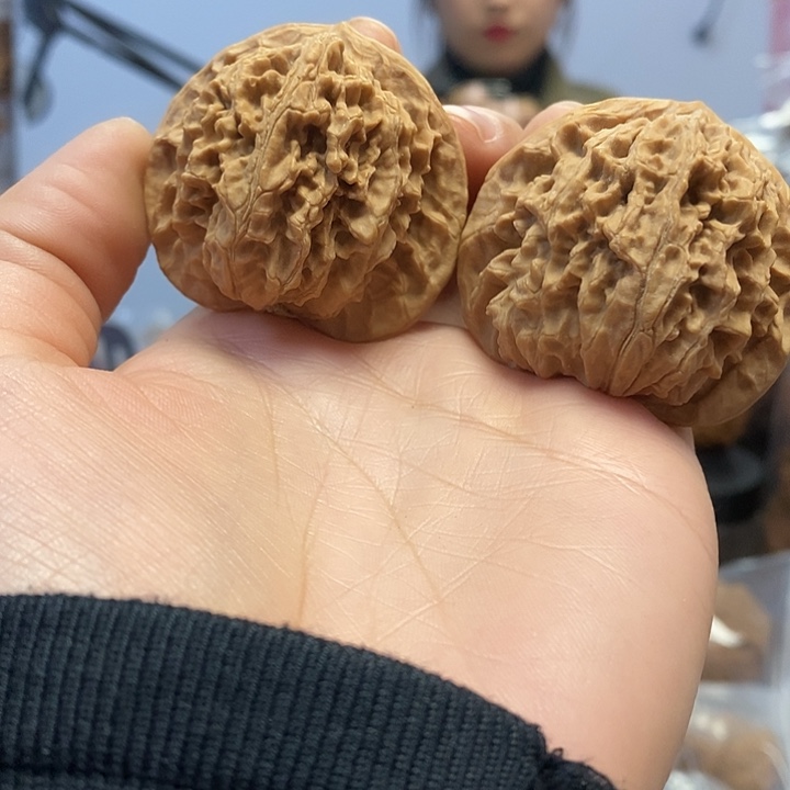 把件文玩核桃45蟠龙纹油