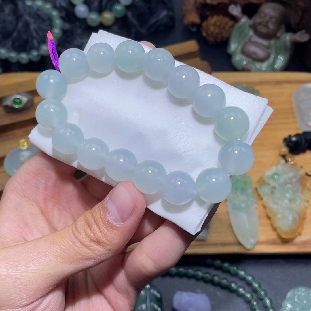 定制翡翠未镶嵌手串