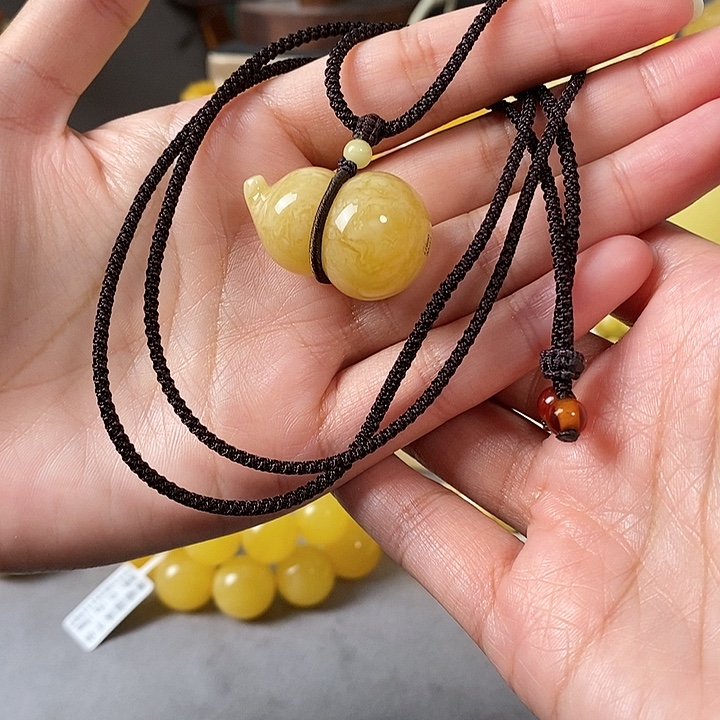 琥珀未镶嵌裸石葫芦