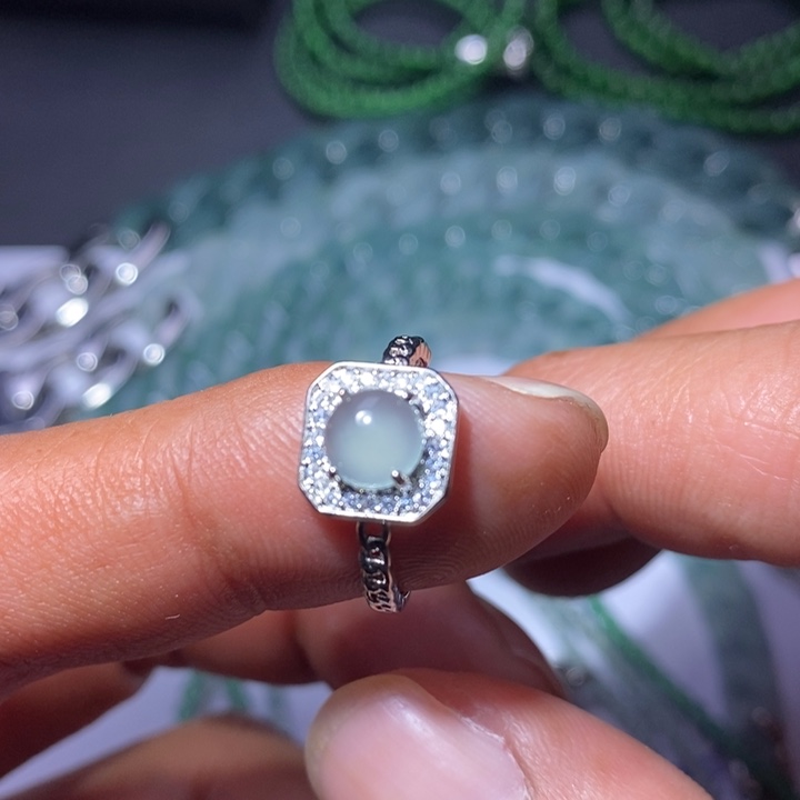 翡翠未镶嵌颈饰天然翡翠