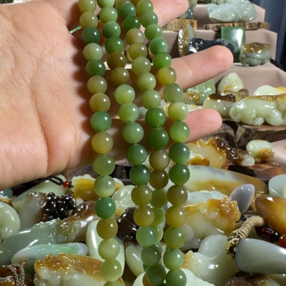 和田玉（糖玉）未镶嵌挂件