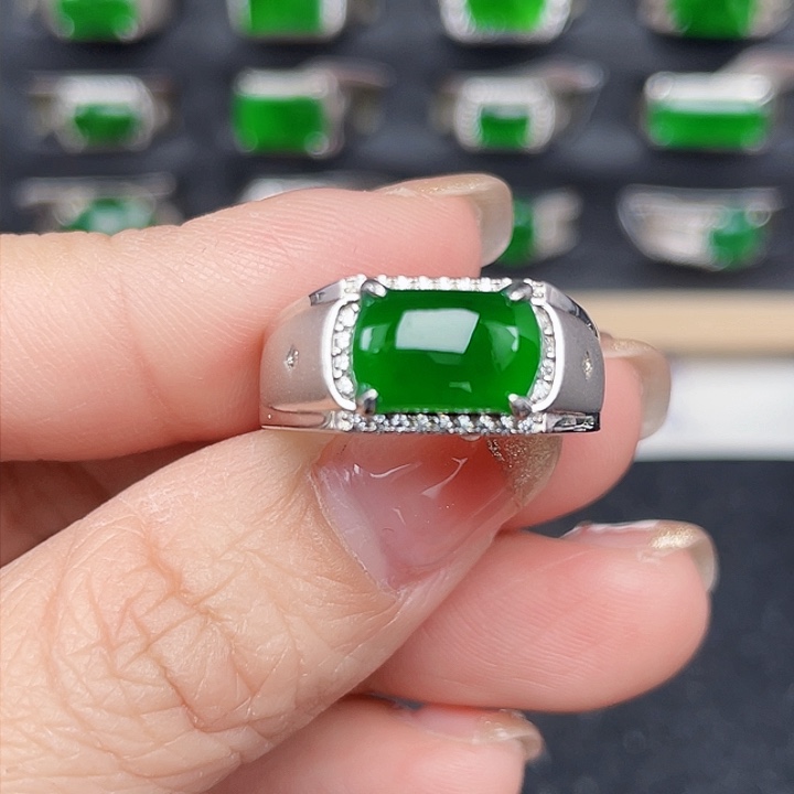 翡翠戒指银S925镶嵌没有运费险编号2648