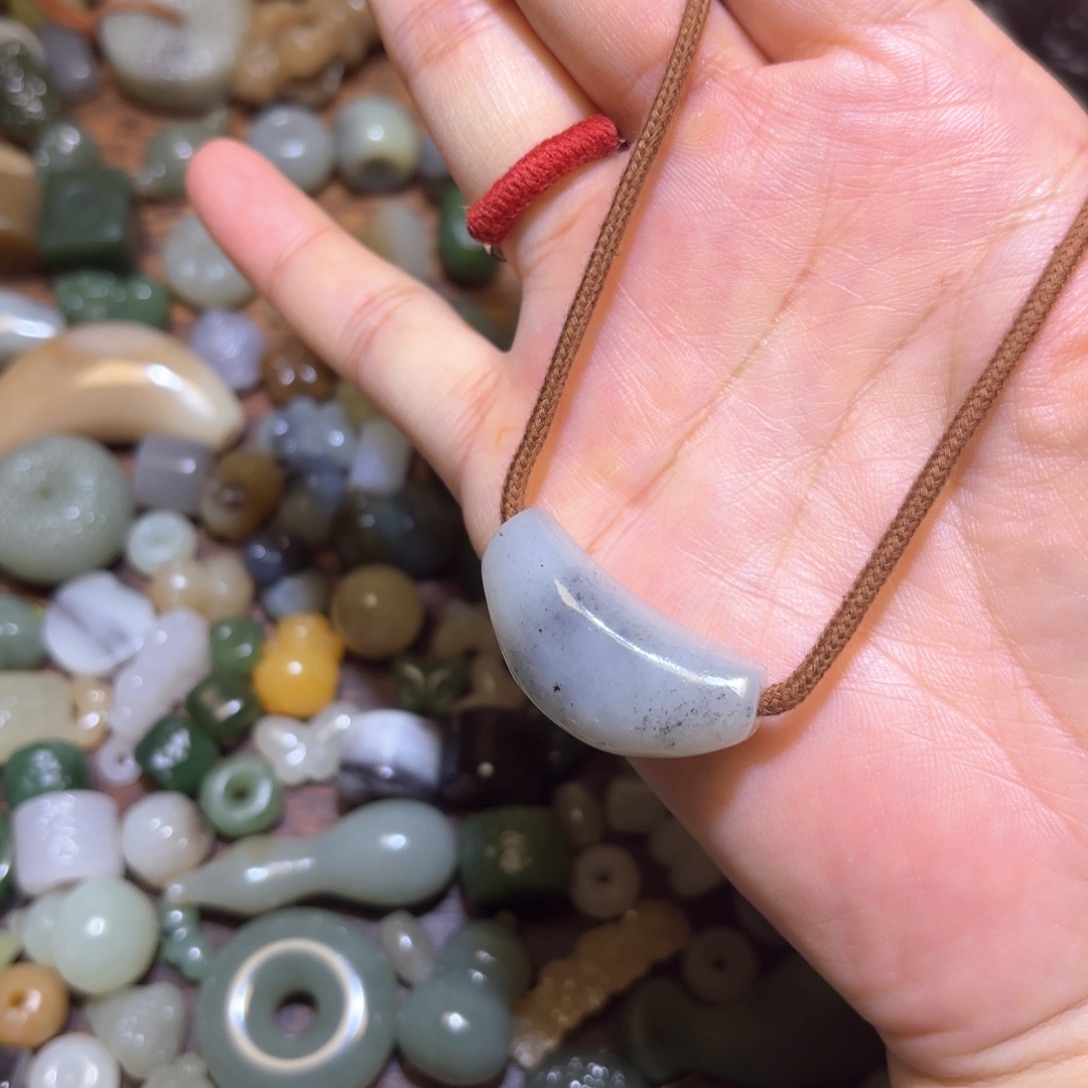 未镶嵌和田玉珠宝半成品