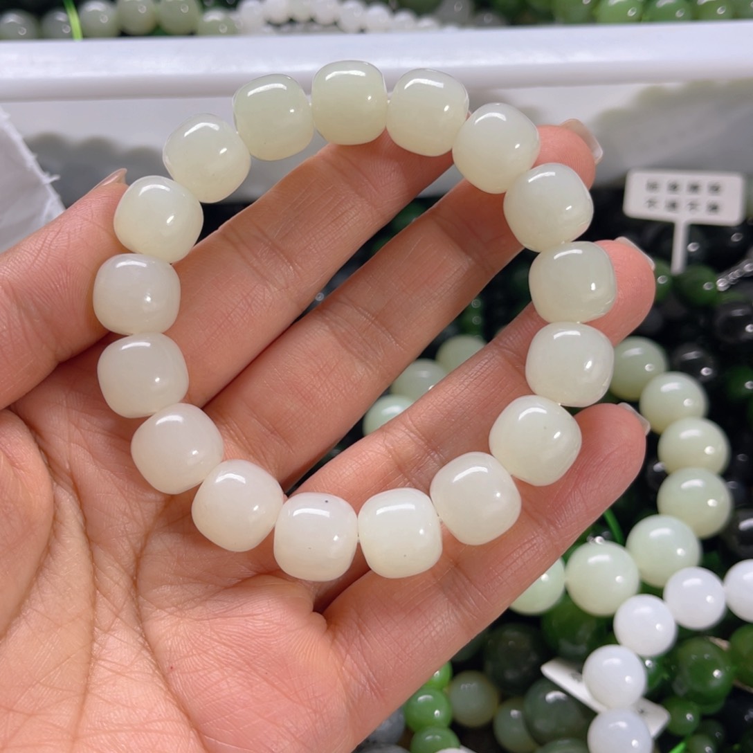 未镶嵌手链和田玉