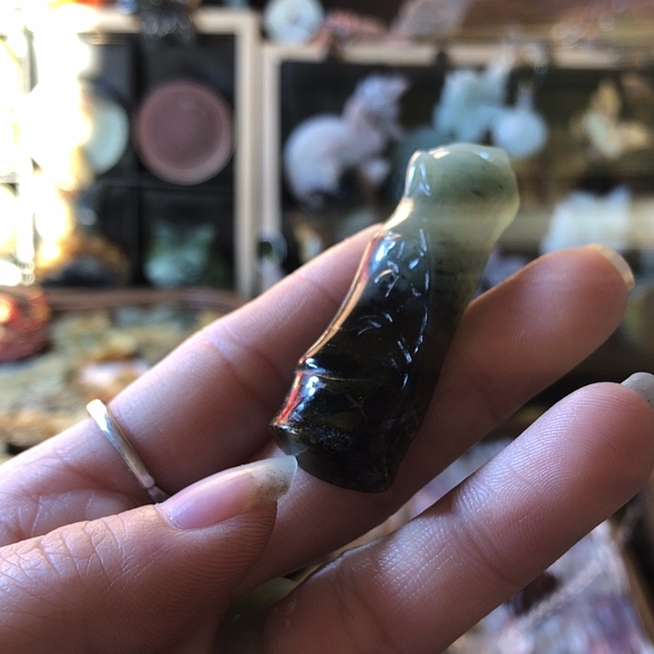 岫玉未镶嵌岫玉挂件