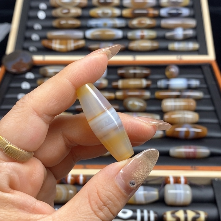 玛瑙/玉髓珠宝奇石未镶嵌