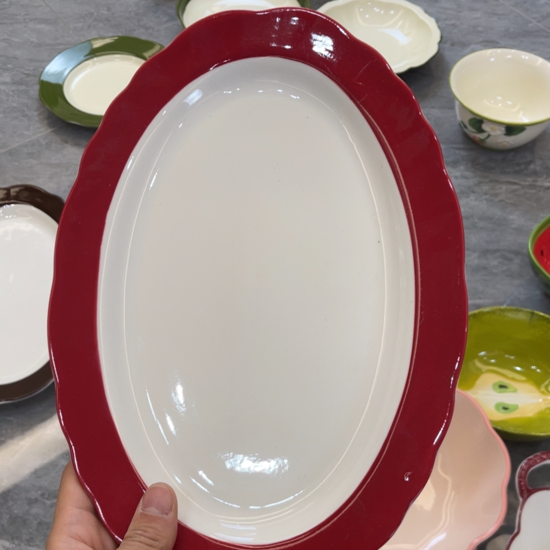 陶瓷微瑕餐具介意勿拍，满18飞！