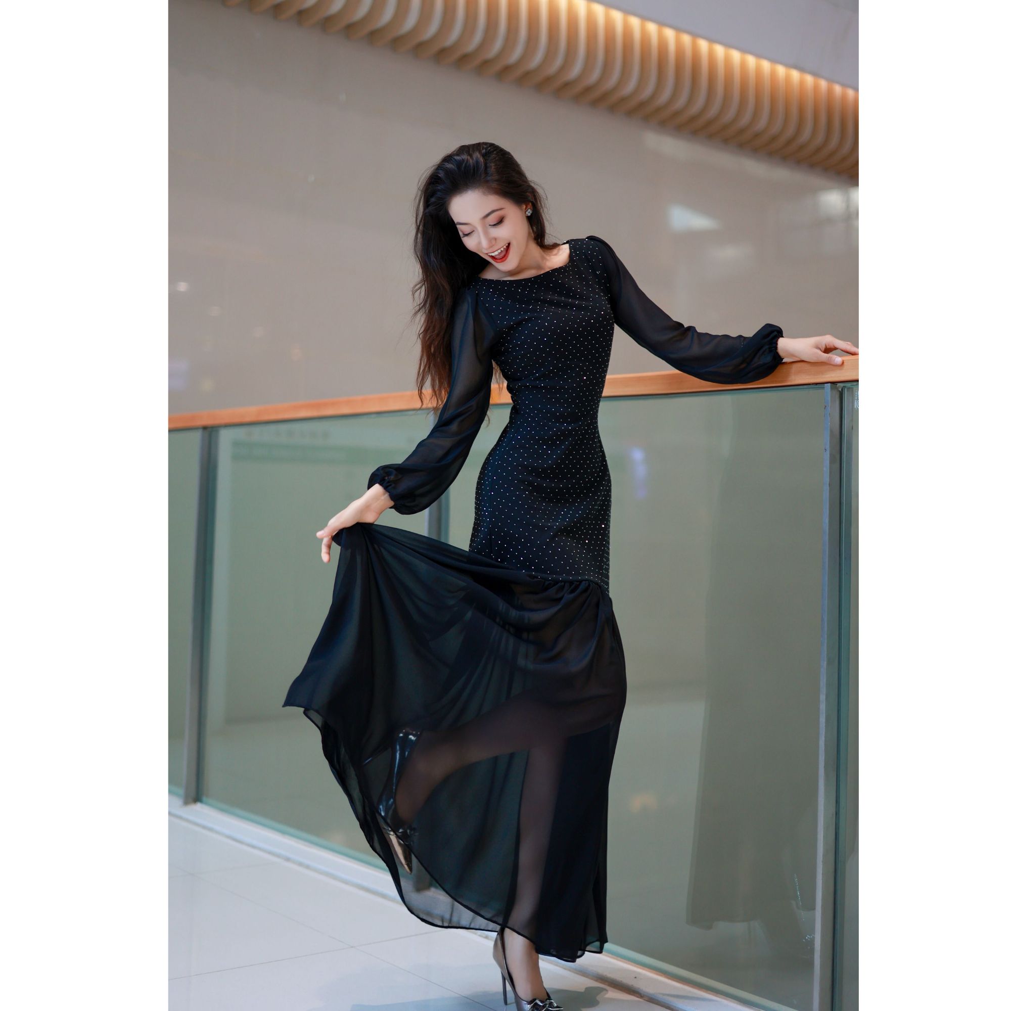 新款高级显瘦显高婚礼礼服