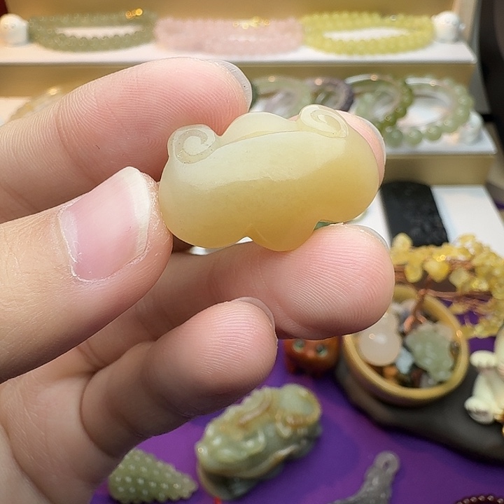 和田玉（糖玉）未镶嵌颈饰