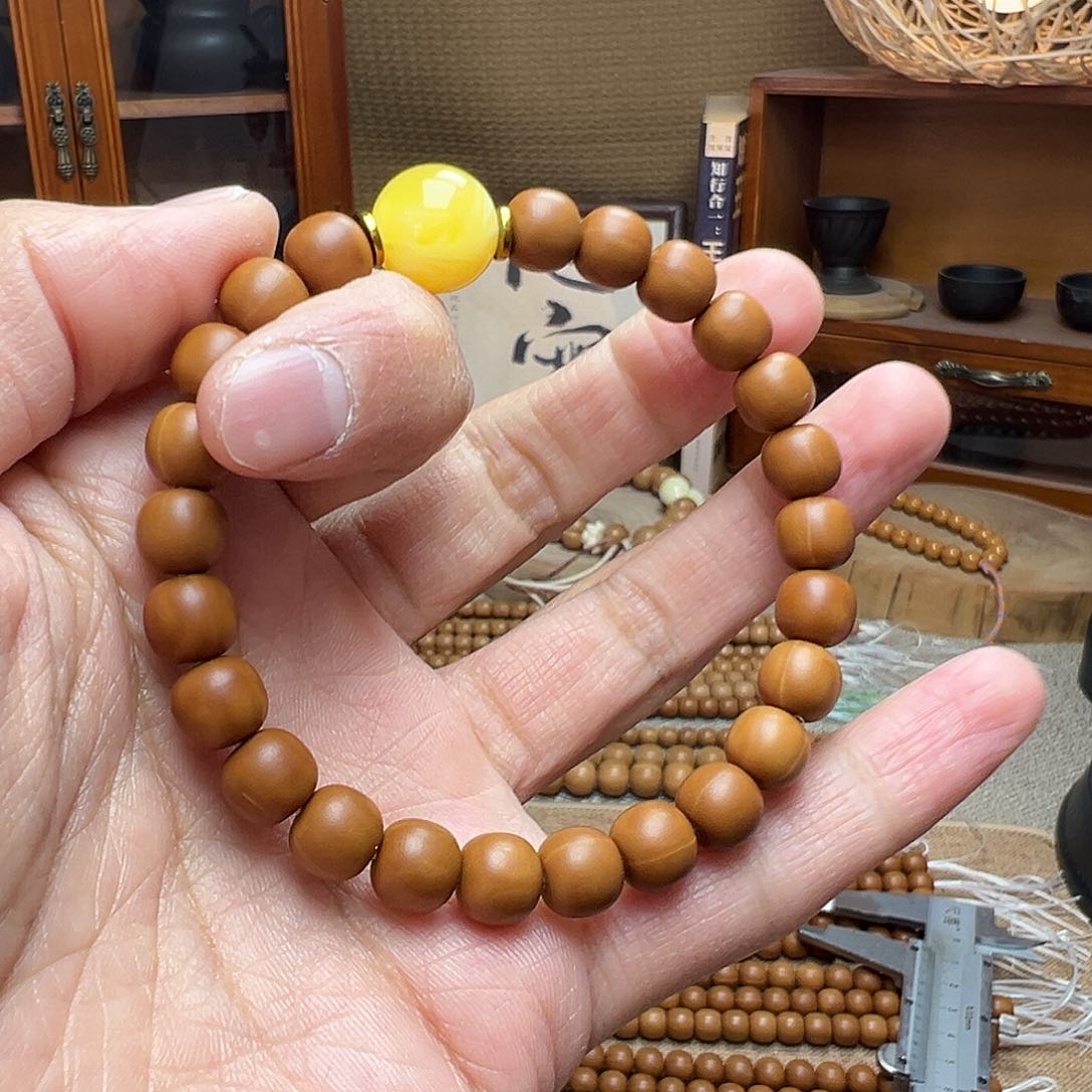 吊坠猴头核桃似**锦老行