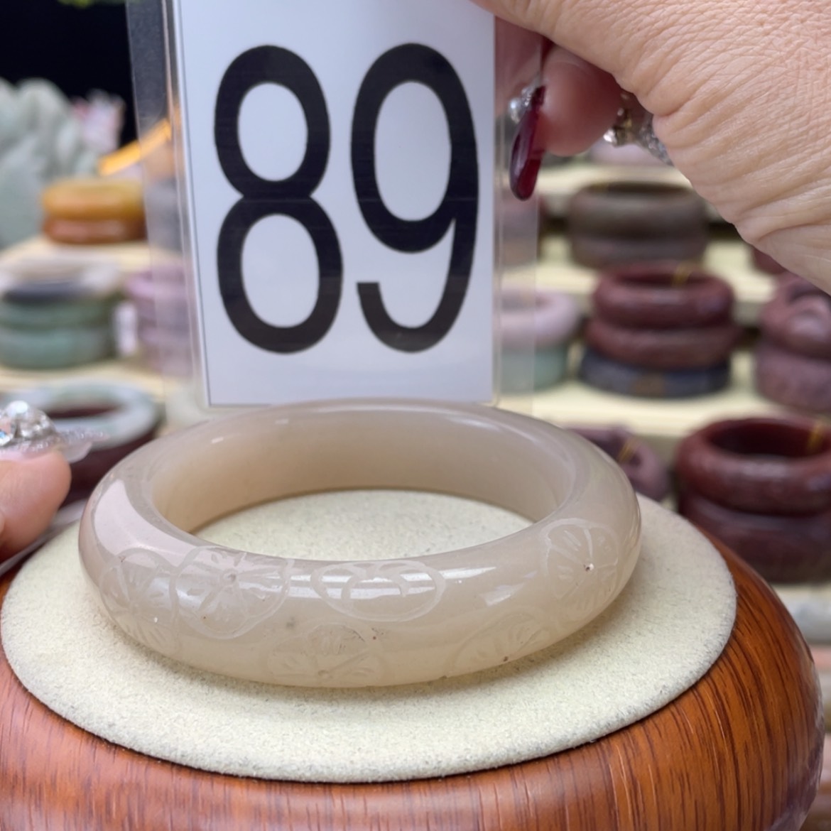 【闪购商品】石英质玉手镯未镶嵌