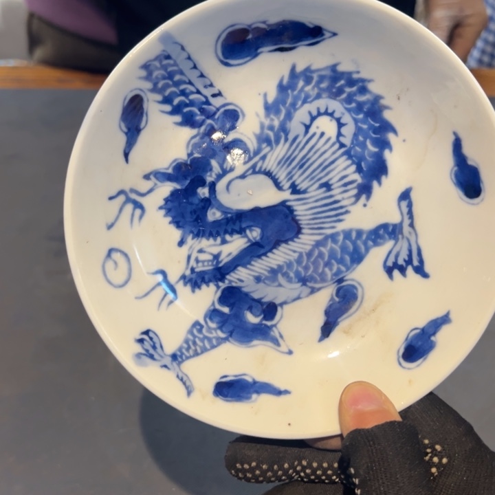 呦***鸣瓷片拾六家的瓷器瓷器