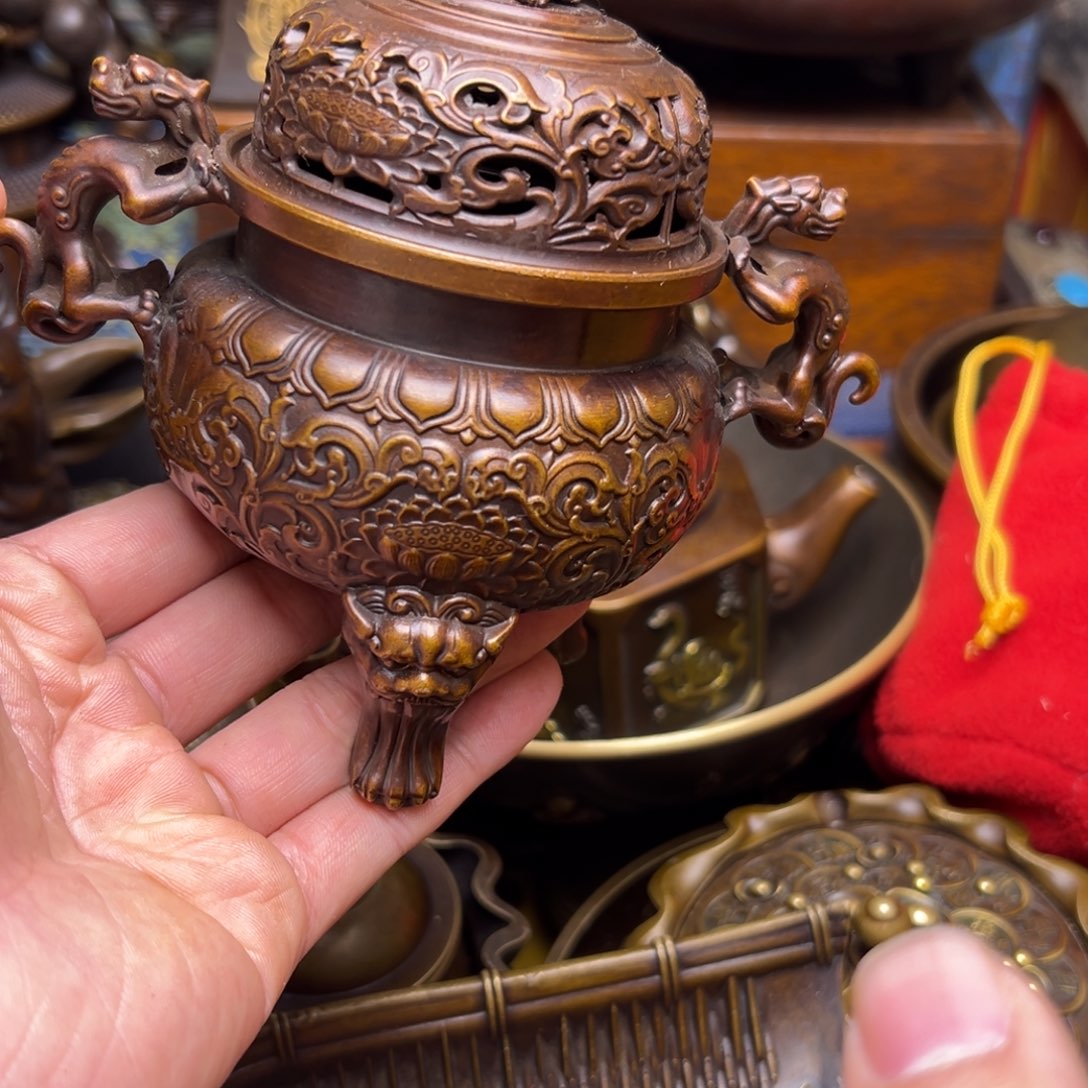 精美铜器点击下单