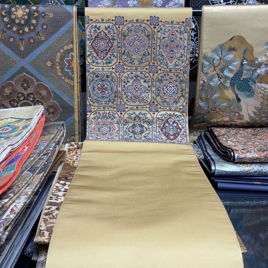 织绣唐锦西阵织 打籽绣92