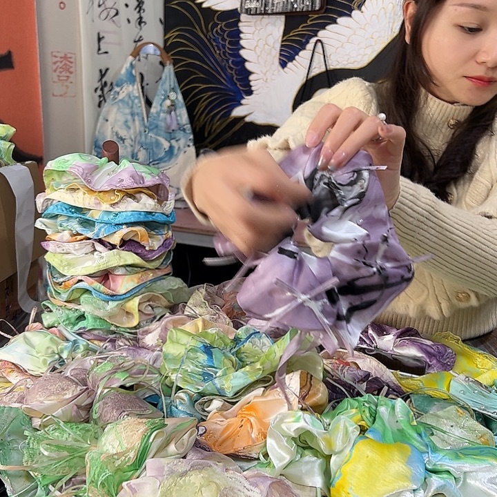 她***星311蕾丝发圈不退不换