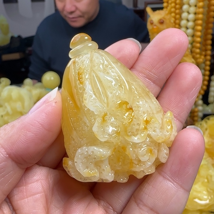 蜜蜡珠宝奇石未镶嵌