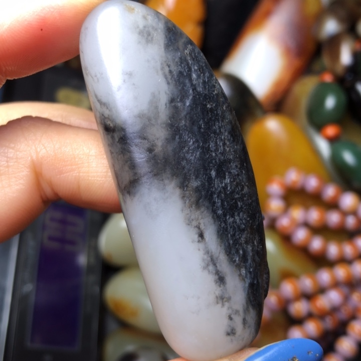 和田玉未镶嵌珠宝奇石