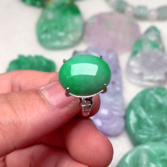 翡翠吊坠(不含链)未镶嵌