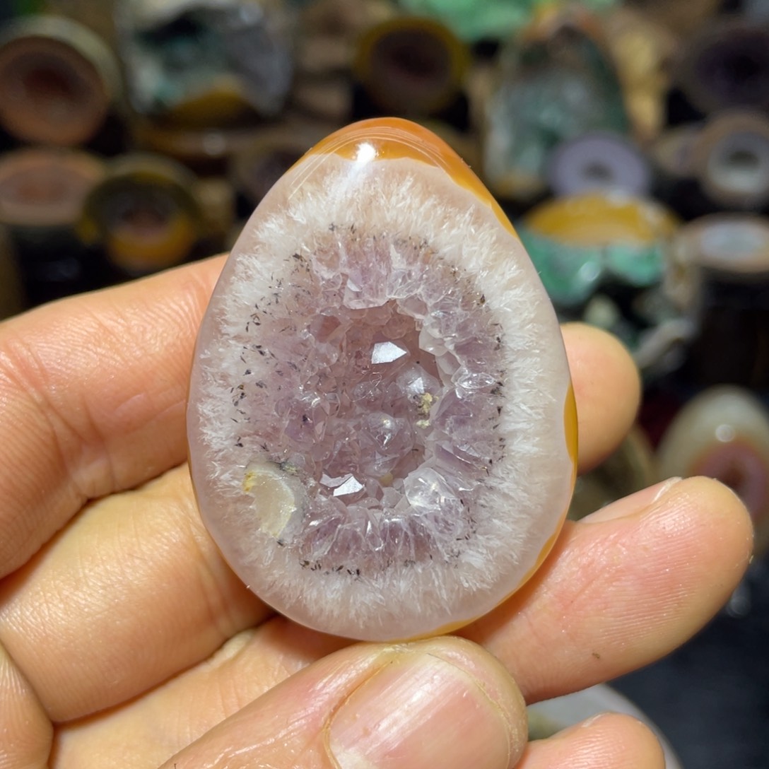 水晶大型摆件未镶嵌