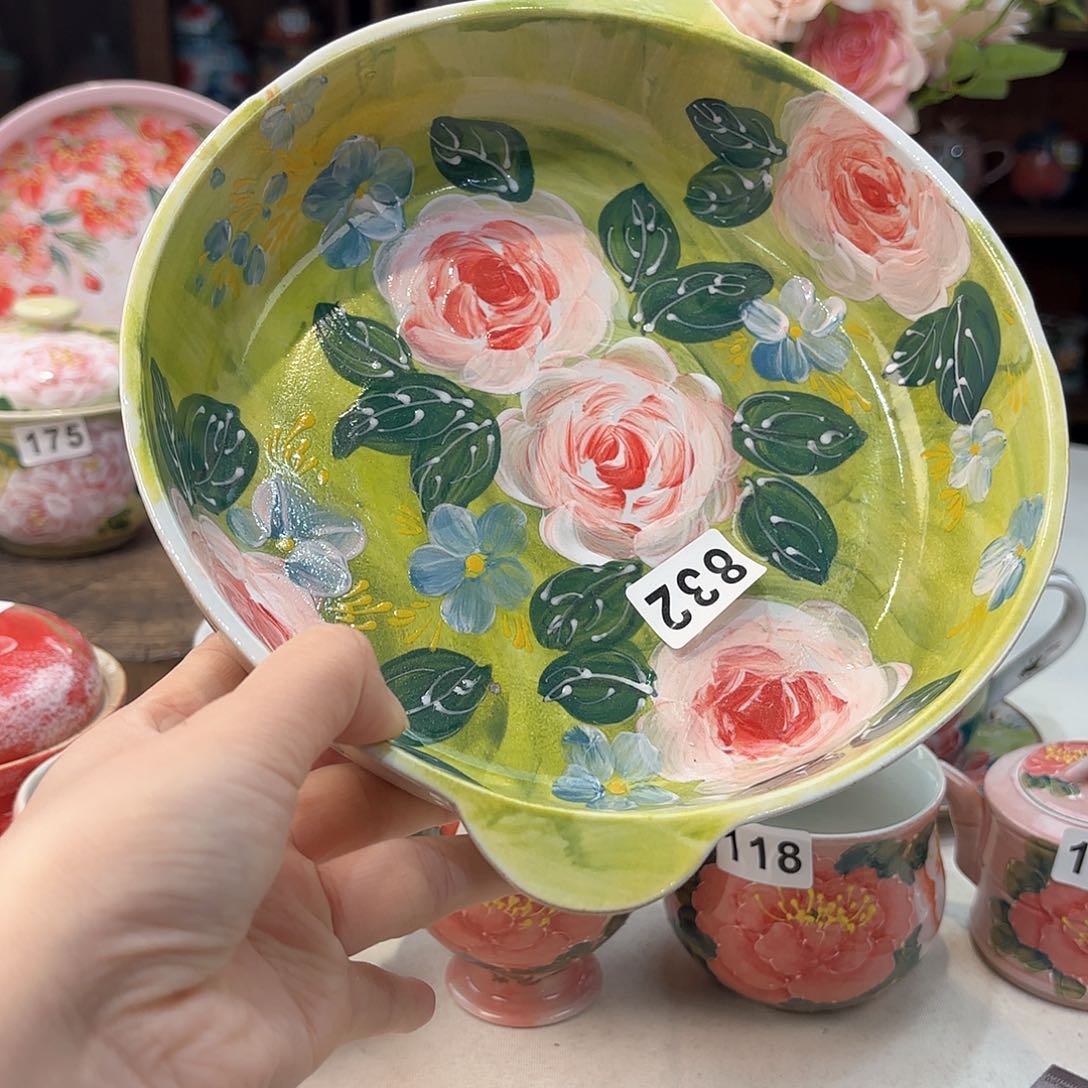 瓷片兔兔好可爱啊我