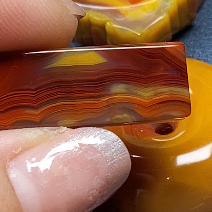 玛瑙/玉髓挂件未镶嵌炜***8