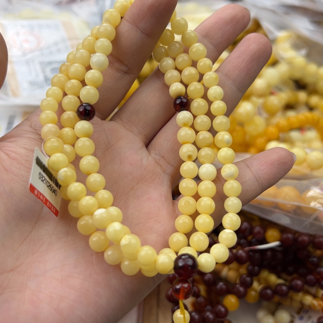 琥珀珠宝奇石未镶嵌