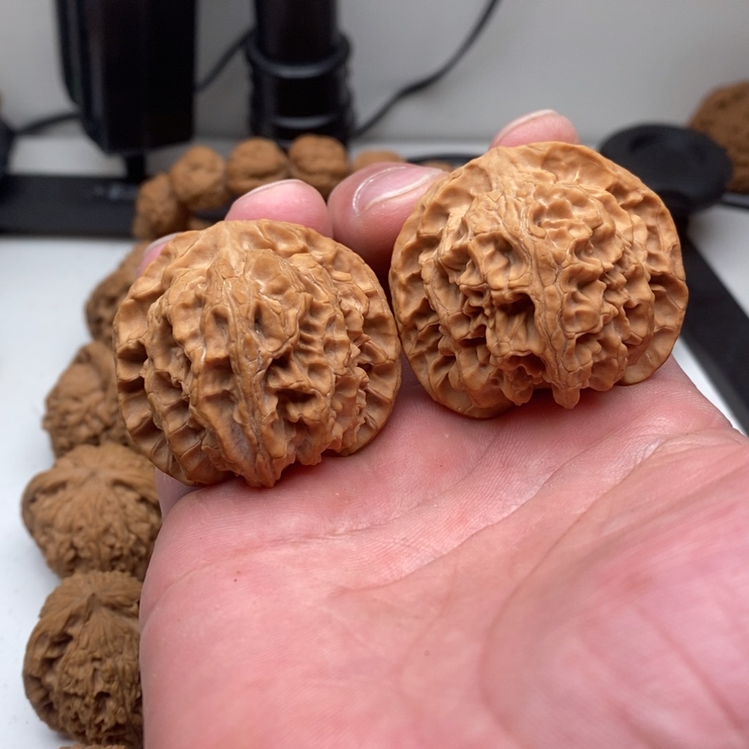 文玩核桃吊坠苹果园44