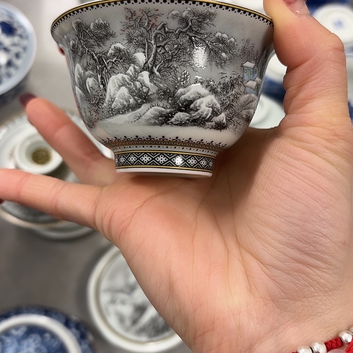 陶摆件雪景压手主人杯