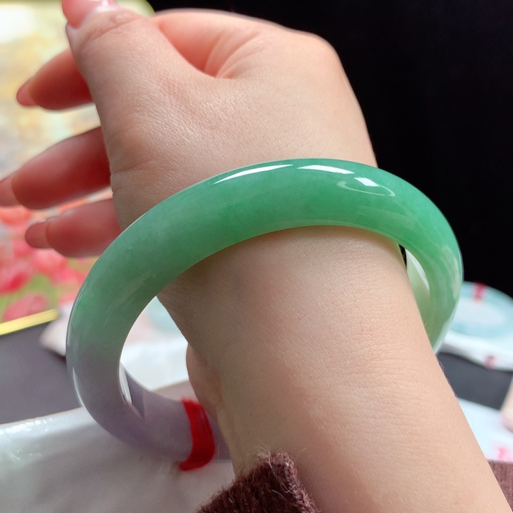 翡翠手镯未镶嵌半山水春彩⭐️