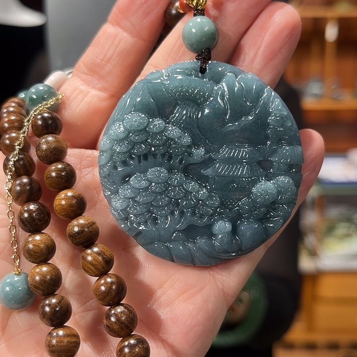 颈饰未镶嵌和田玉