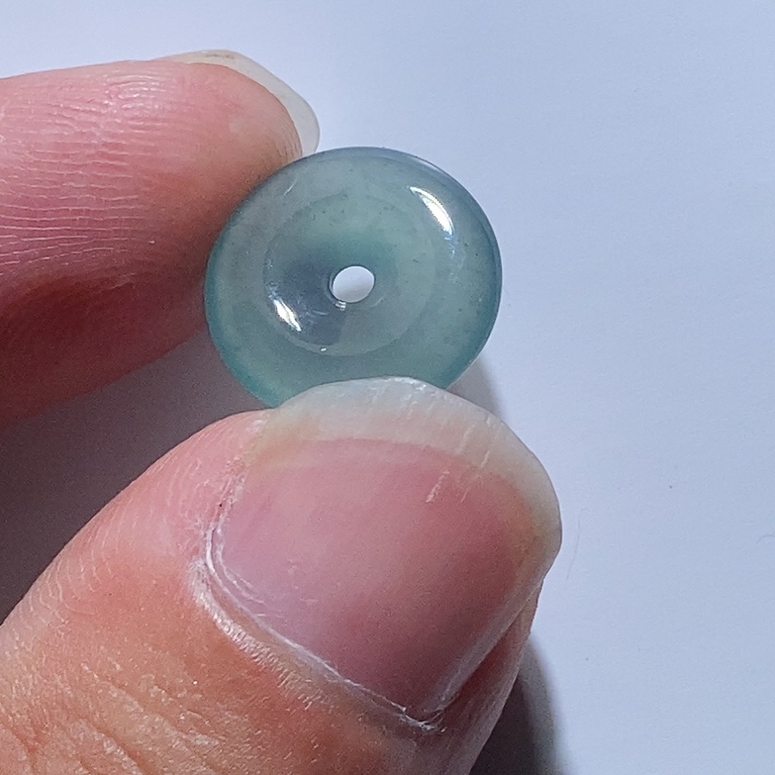 翡翠颈饰未镶嵌天然