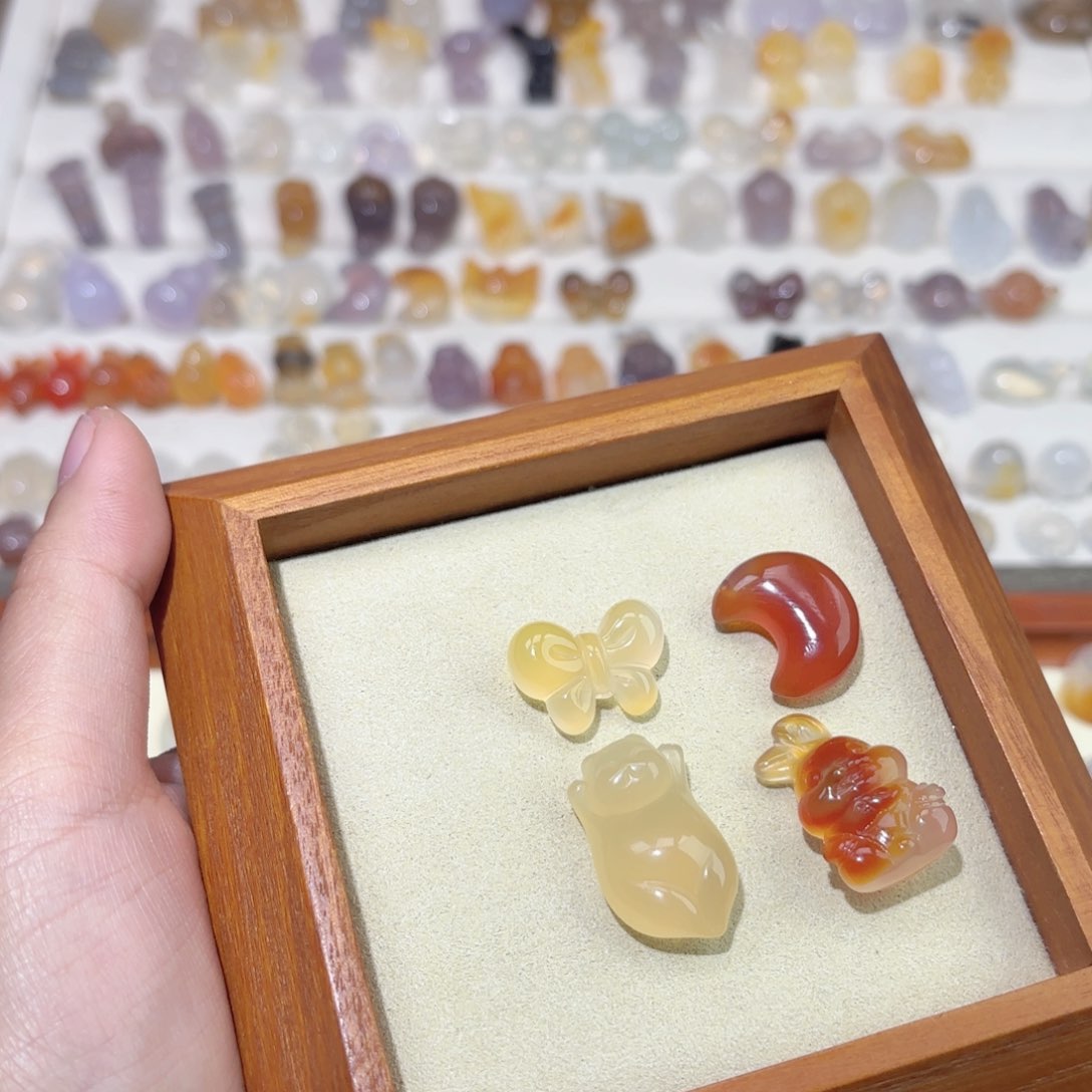 玛瑙/玉髓颈饰未镶嵌油***儿