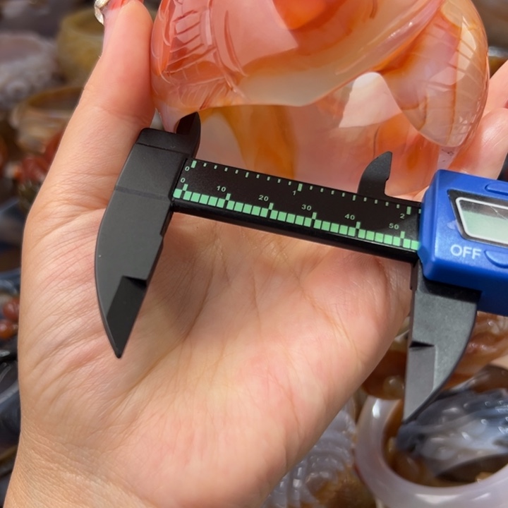 玛瑙/玉髓手镯未镶嵌7****7