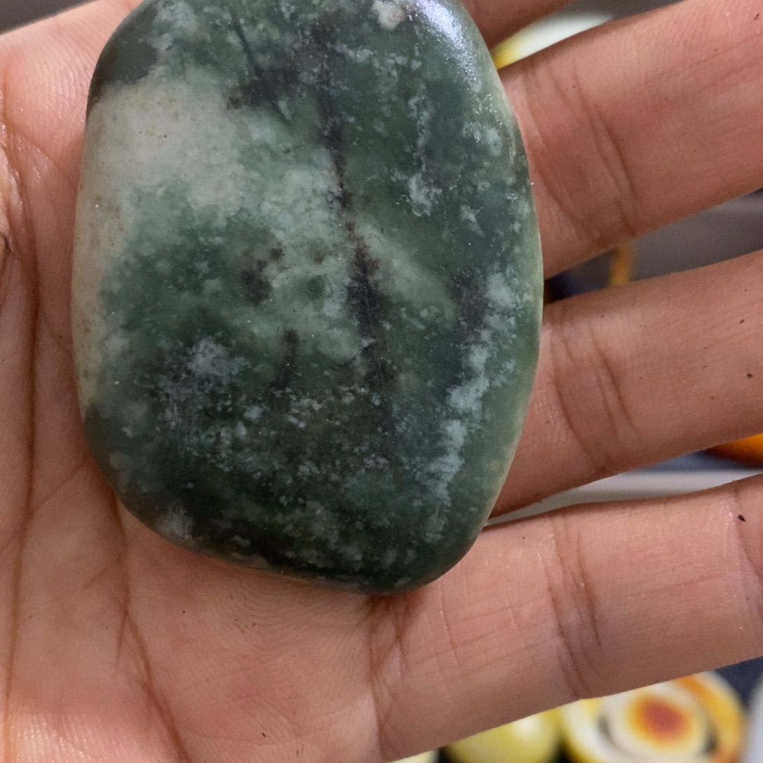 老***A和田玉未镶嵌挂件