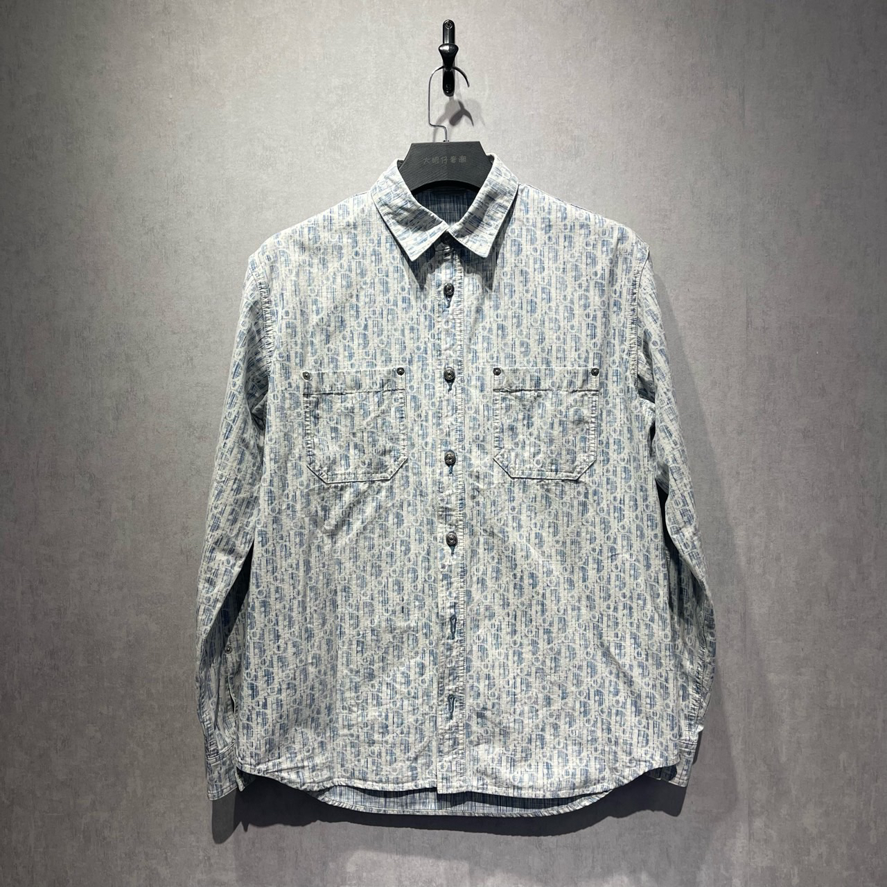 99新 DIOR/迪奥 冰蓝字母logo满印长袖衬衫/38码/14500/DY213920