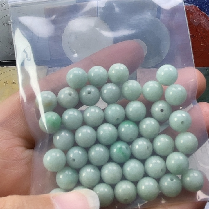 草***.石英质玉未镶嵌颈饰定制