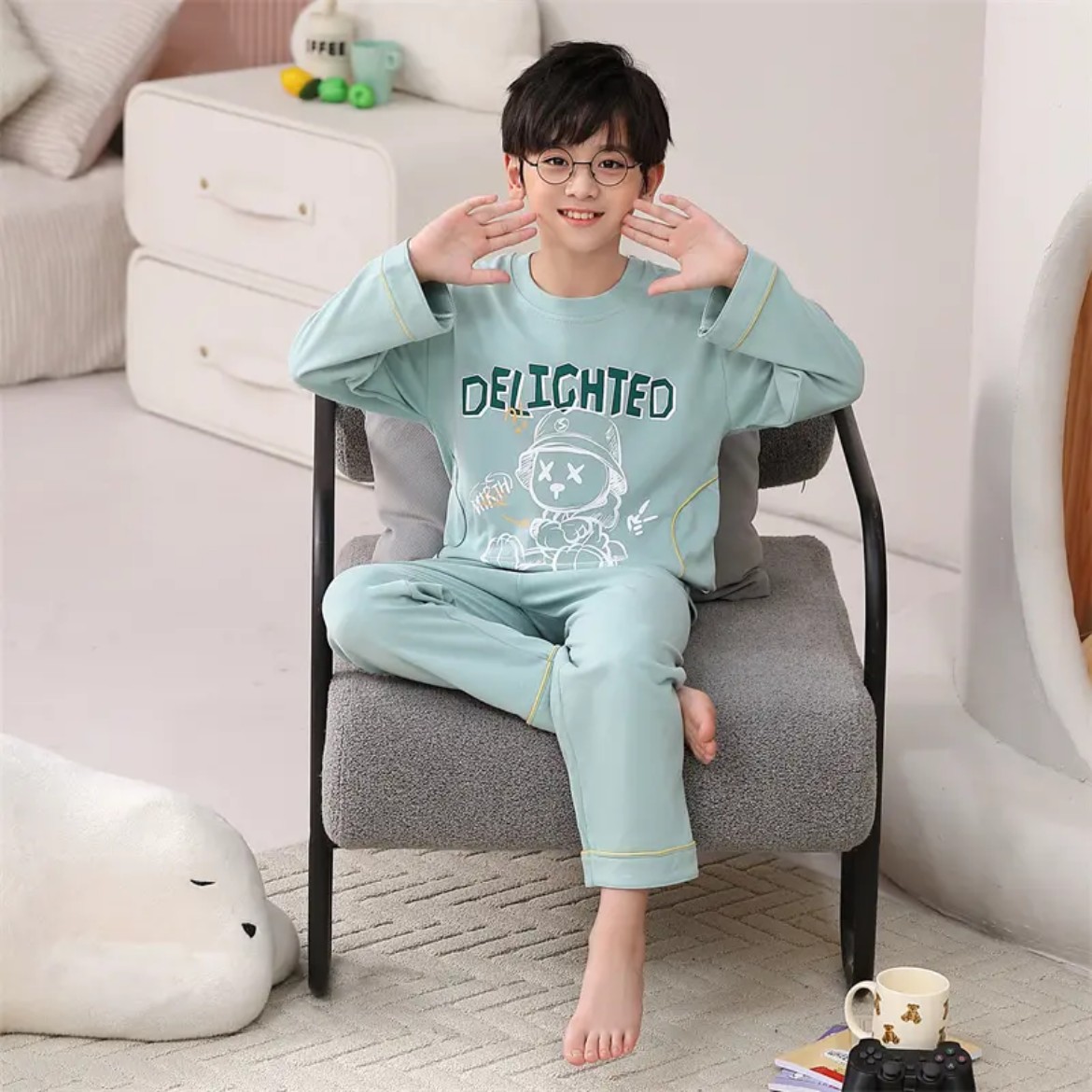 新疆包邮本地仓卡通风春秋家居服套装长袖纯棉睡衣男中大童学生