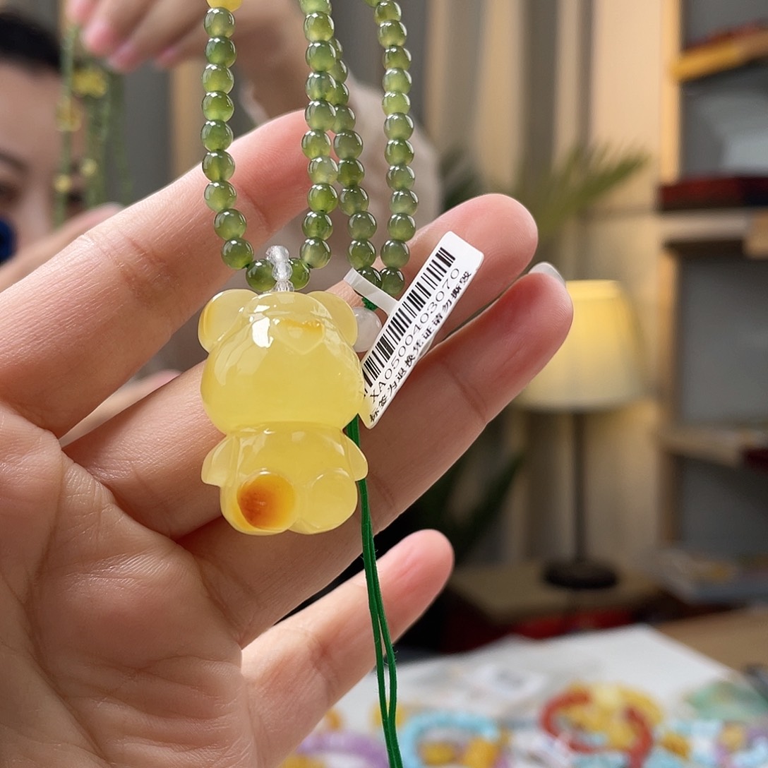 琥珀裸石未镶嵌蜜蜡吊坠