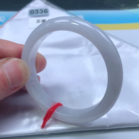 翡翠手镯未镶嵌0336号