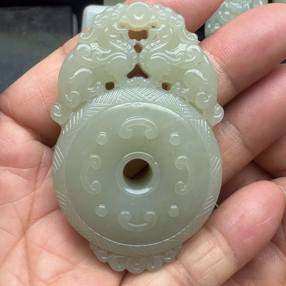 和田玉（糖玉）未镶嵌吊坠(不含链)