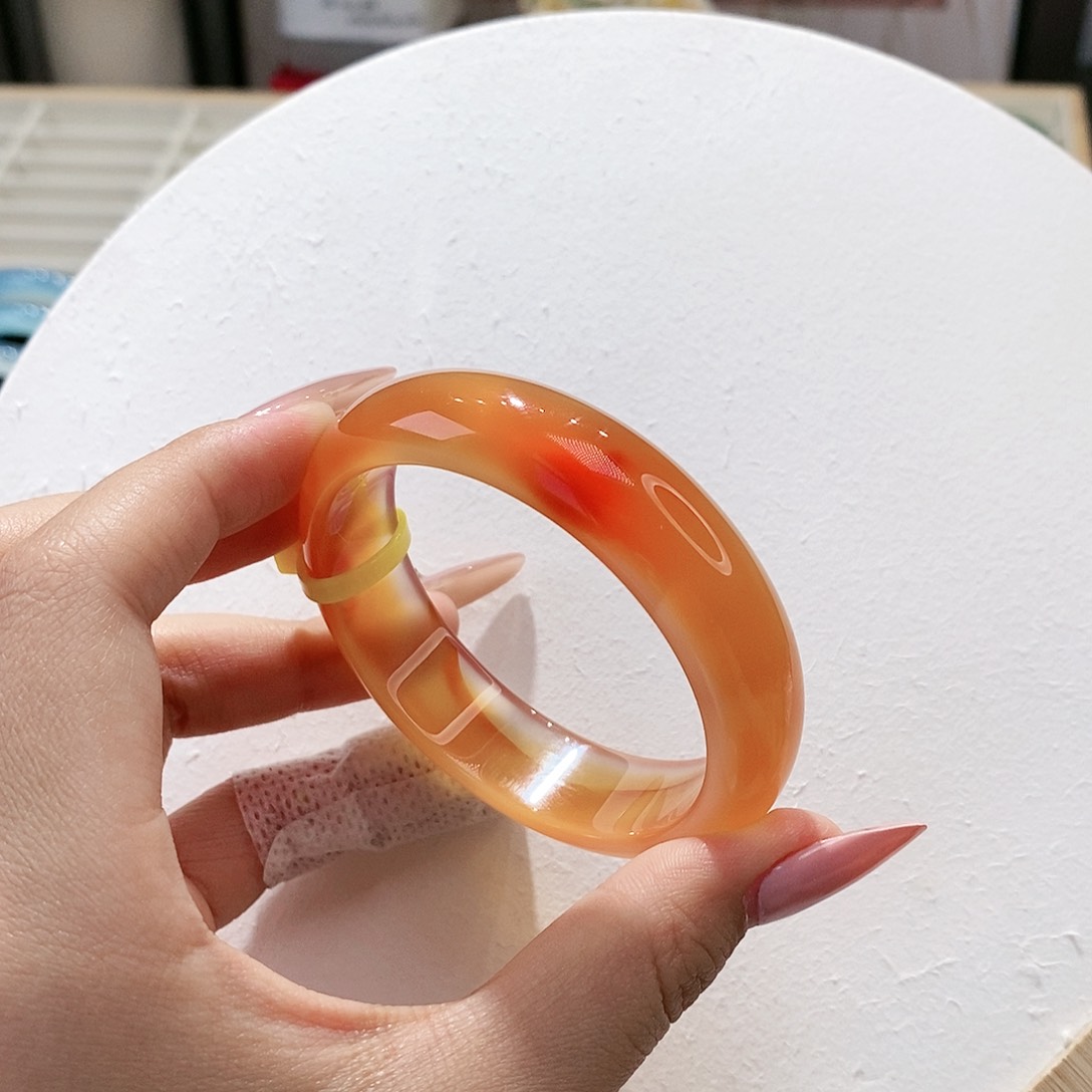 手镯玛瑙/玉髓未镶嵌55